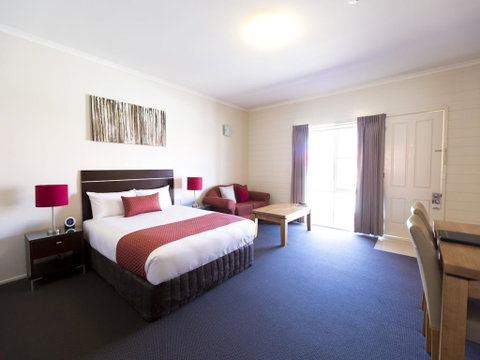 Quality Inn Colonial - Tourism Noosa 0