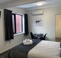 Queens Arms Hotel - Tourism Noosa