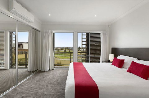 Quest Sanctuary Lakes - Tourism Noosa 2