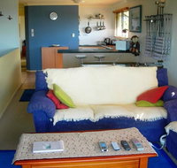 Rainbow Breezes 4 - Rainbow Beach Townhouse with breath-taking ocean views to Fraser Island - Tourism Noosa