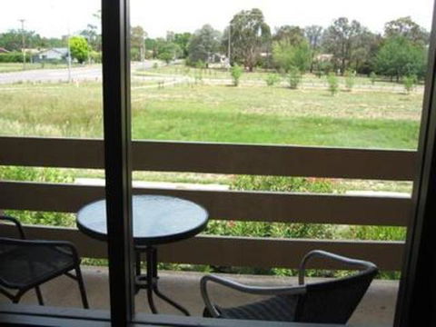 Red Cedars Motel - Tourism Noosa 3