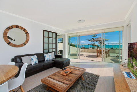 Reflections Towers - Tourism Noosa 2