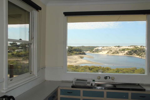 River Panorama Beach House - Tourism Noosa 2