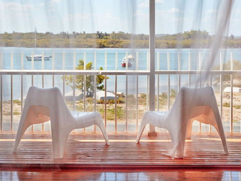 Riverwatch - Tourism Noosa 0