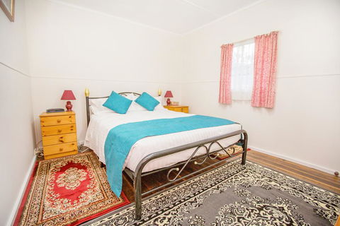 Rosedale Homestead Taranna Cottages - Tourism Noosa 1