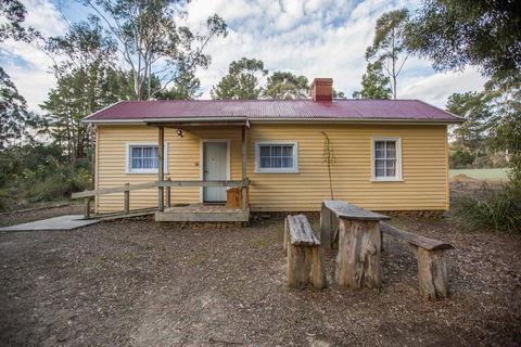 Rosedale Homestead Taranna Cottages - Tourism Noosa 0