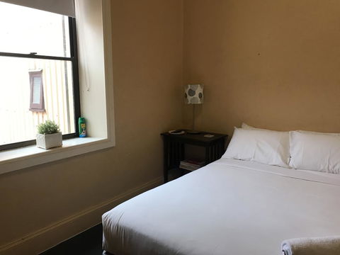 Royal Mail Hotel Kingston - Tourism Noosa 0