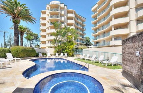 Royal Pacific Resort - Tourism Noosa 0