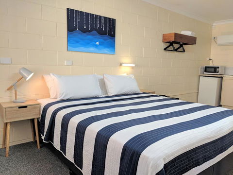 Sail Inn Motel - Tourism Noosa 1