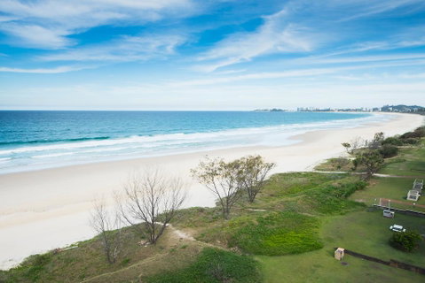 San Simeon Beachfront Apartments Tugun - Tourism Noosa 0