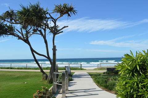 Sanctuary Beach Resort - Tourism Noosa 0