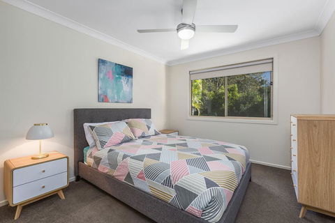 Sandy Feet On Casuarina - Tourism Noosa 2