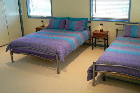 Sandy Point Beach Escape 2 Bedroom Apartment - Tourism Noosa 3