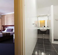 Sarina Motor Inn - Tourism Noosa
