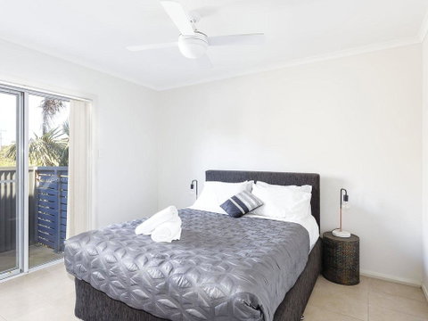 Seachange Apartment 2 - Tourism Noosa 1