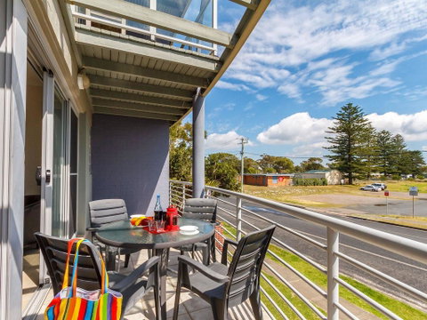 Seachange Apartment 3 - Tourism Noosa 2