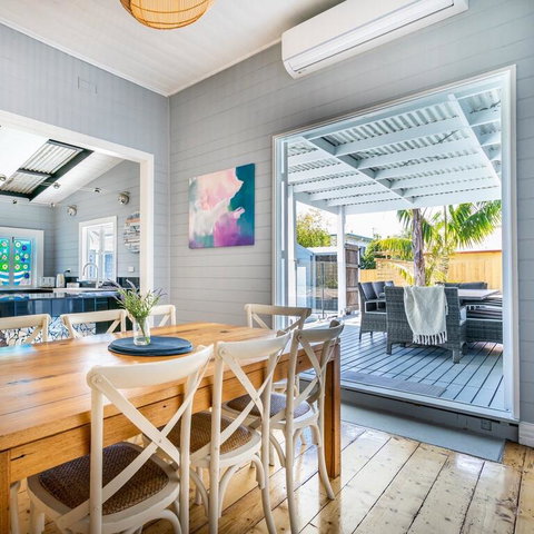 Seas The Day Rosebud - Tourism Noosa 3