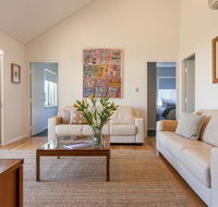 Seaside Apartment - Tourism Noosa