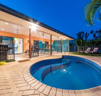 Seaside Hideaway- Hideaway Bay - Tourism Noosa