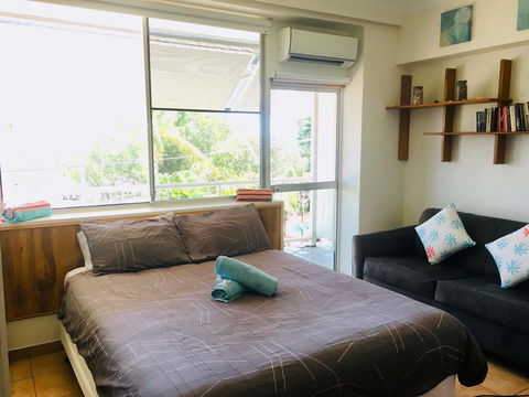 Seaview Studio - Tourism Noosa 2