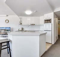 Second Floor 2 Bedroom Mooloolaba Escape - Caribbean Resort - Tourism Noosa