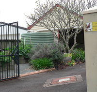 Self-contained 2 bedroom Apartment - Tourism Noosa