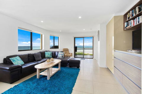 Shoreline Nine Penthouse With Ocean Views - Tourism Noosa 1