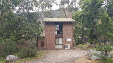 Six Seasons - Halls Gap - Tourism Noosa 1