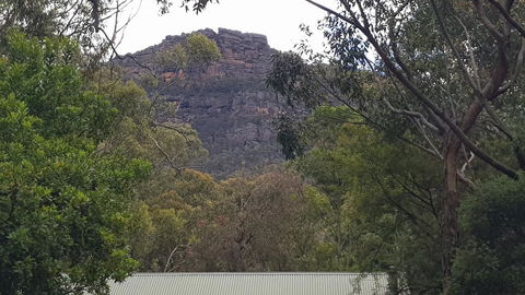 Six Seasons - Halls Gap - Tourism Noosa 2