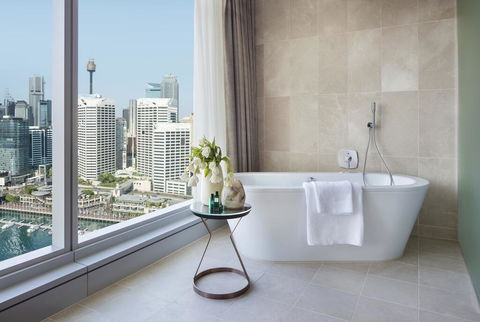 Sofitel Sydney Darling Harbour - Tourism Noosa 3