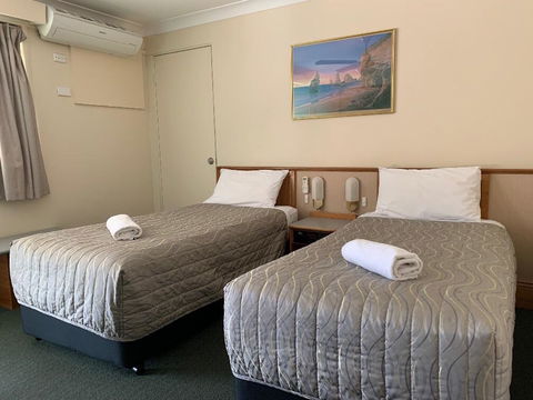 Solomon Inn Wollongong - Tourism Noosa 1