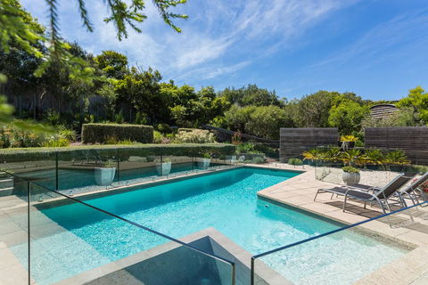 Sophisticated Contemporary Coastal Living With Sweeping Views In Cape Schanck - Tourism Noosa 0