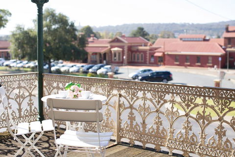 Southern Railway Hotel - Tourism Noosa 0
