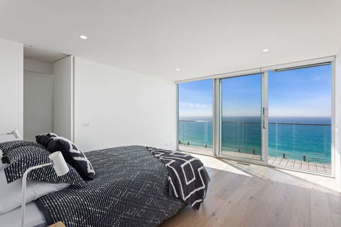 Southpoint -Brand New Home, Oceanfront Views - Tourism Noosa 3
