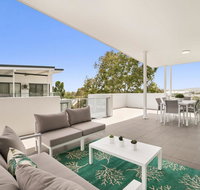 Spacious apartment with generous entertaining - Tourism Noosa