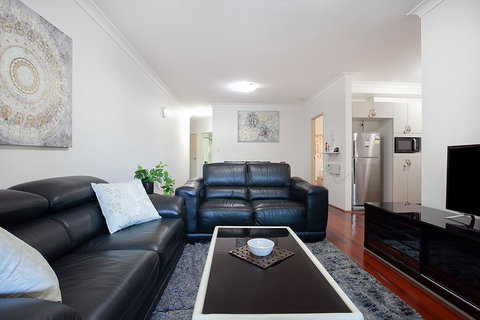 Spacious Family Apartment Close To Olympic Park - Tourism Noosa 1