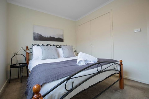 Spacious Lovely 5Beds Home@Point Cook - Tourism Noosa 2