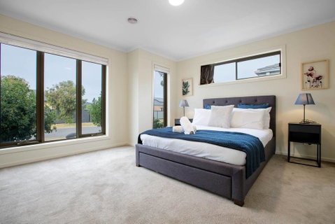 Spacious Lovely 5Beds Home@Point Cook - Tourism Noosa 1