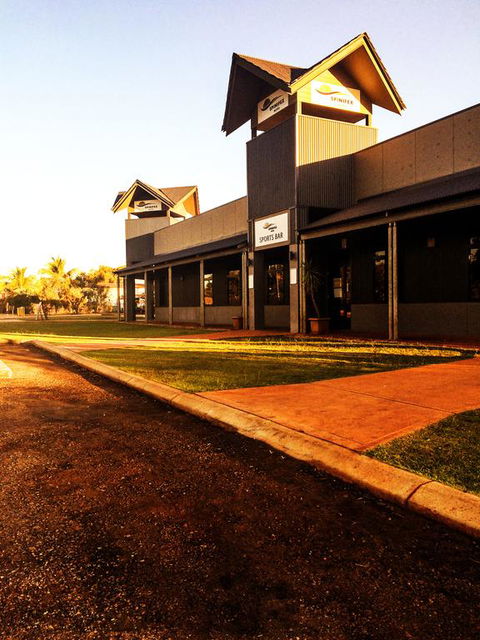 Spinifex Hotel - Tourism Noosa 3