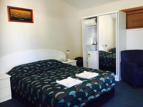Springsure Overlander Motel - Tourism Noosa 0