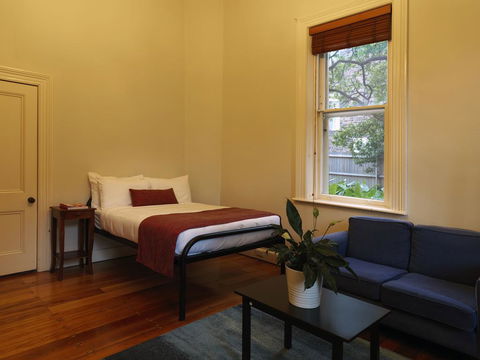 St Paul's Serviced Accommodation - Tourism Noosa 2