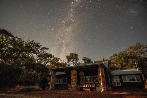 Standing Stone House - Tourism Noosa 1