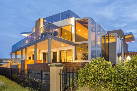 Starhaven Retreat - Tourism Noosa 0