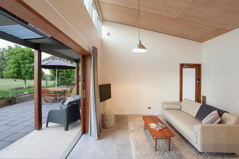 Studio 367 - Tourism Noosa 3