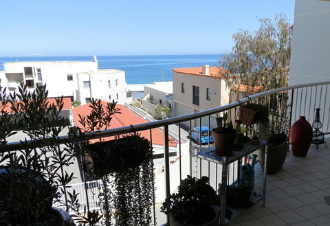 Sun, Sand, Sea And Salty Kisses Cottesloe Beach House - Tourism Noosa 0