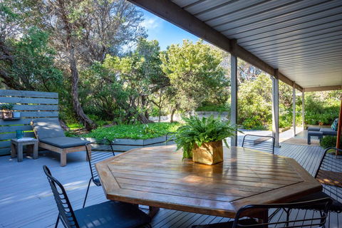 SunnySide At Sorrento: Walk To Beach & Village - Tourism Noosa 1