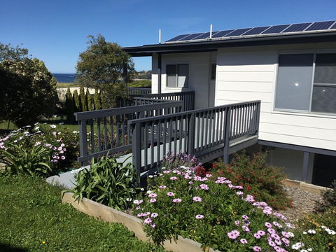 Sunnyside Holiday Home - Tourism Noosa 1