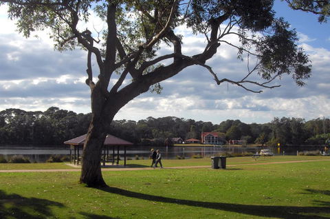 Sussex Shores - Tourism Noosa 1