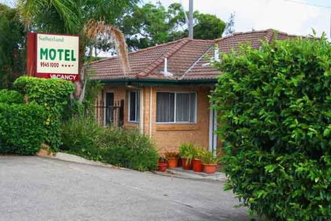 Sutherland Motel - Tourism Noosa 0