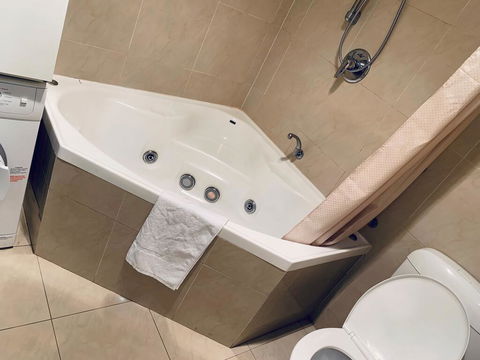 Swan Valley Oasis Resort - Tourism Noosa 1